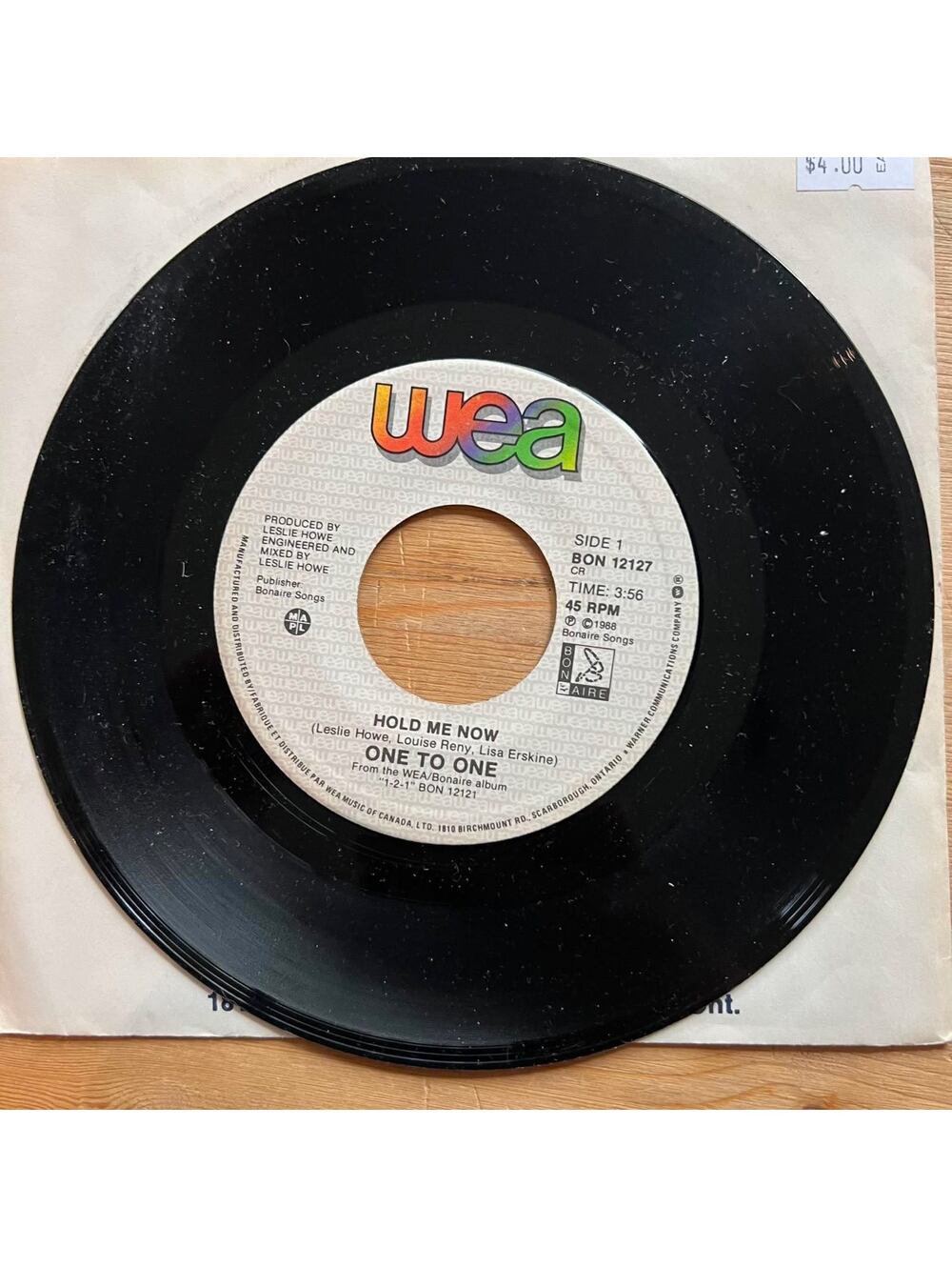 One to One - Hold me Now/Not a Love Song 45rpm VG+ R10